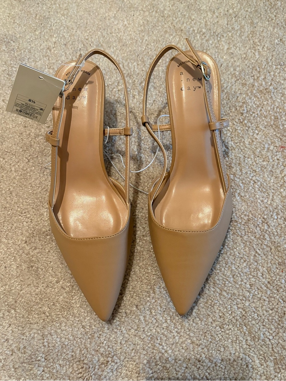 Women’s A New Day “Annette” sling back kitten heels w/memory foam size 6.5 NWT